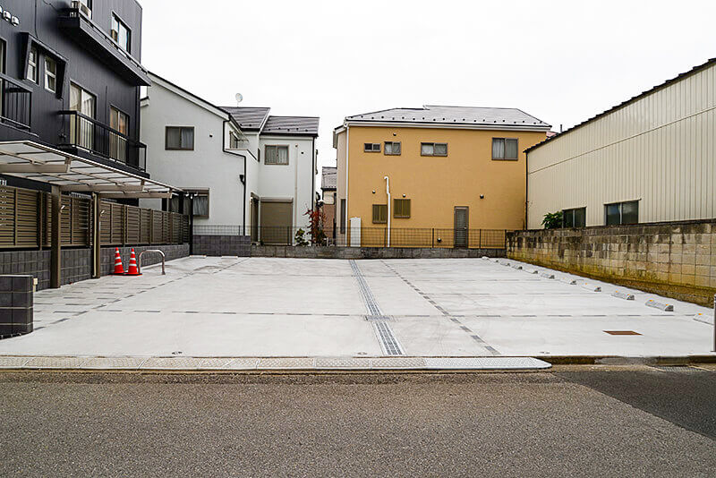 写真:専用駐車場・駐輪場